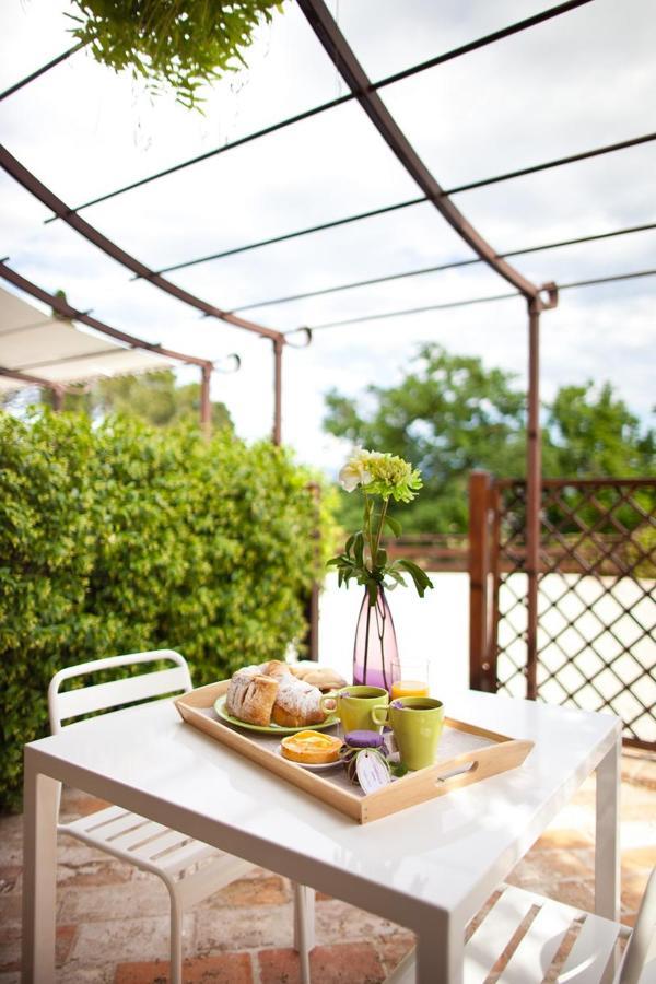 Agriturismo Il Vecchio Mandorlo Perugia Ngoại thất bức ảnh